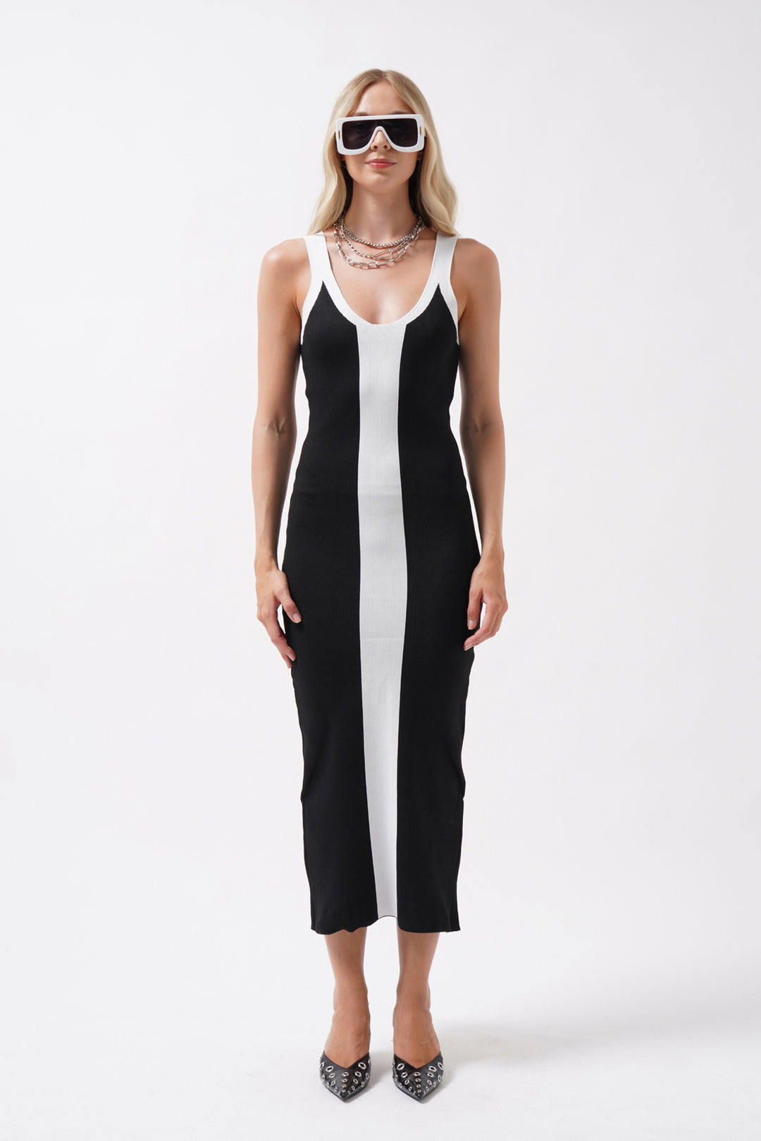 Double Color Slit Detail Black and White Dress 