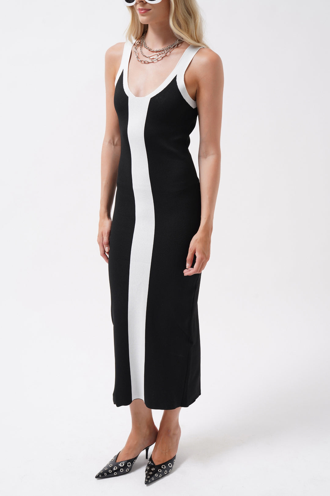 Double Color Slit Detail Black and White Dress 