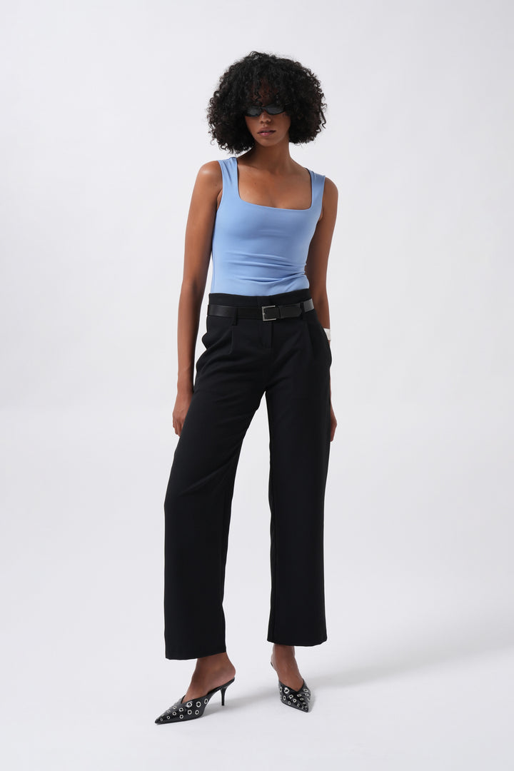 Kemer Detay Siyah Yüksek Bel Pantolon