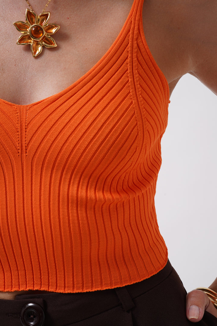 V Yaka Turuncu Crop Bluz