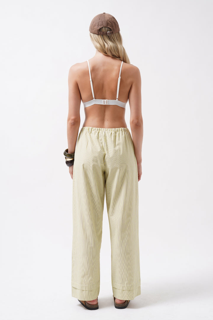 Sırt Dekolte Beyaz Sporcu Bra