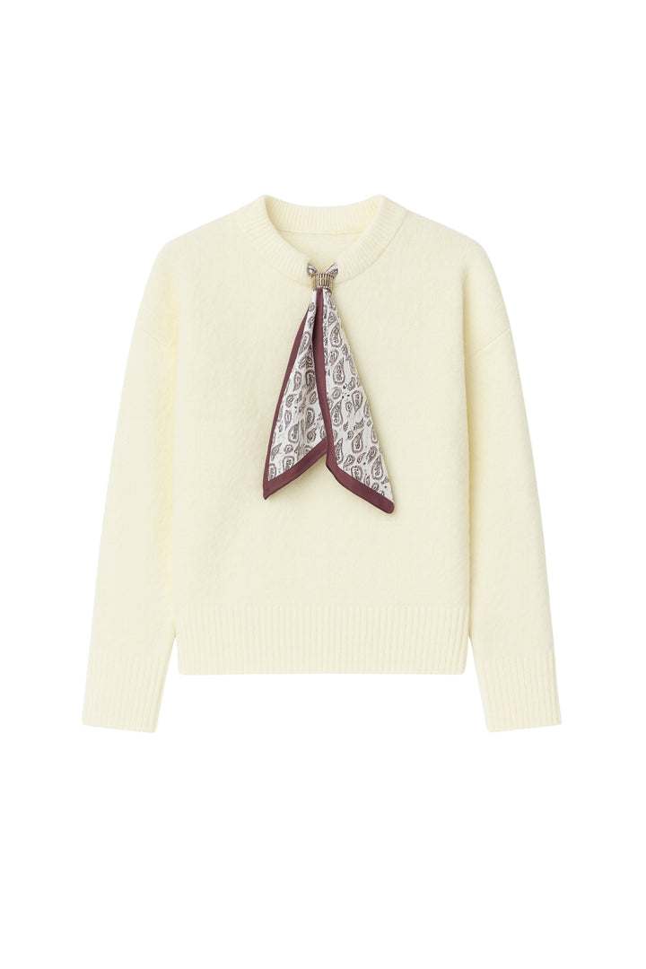 Fular Detay Ekru Triko Kazak