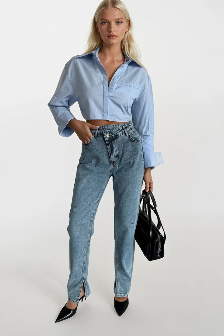 Paçası Yırtık Asimetrik Lazerli Açık Mavi Jean