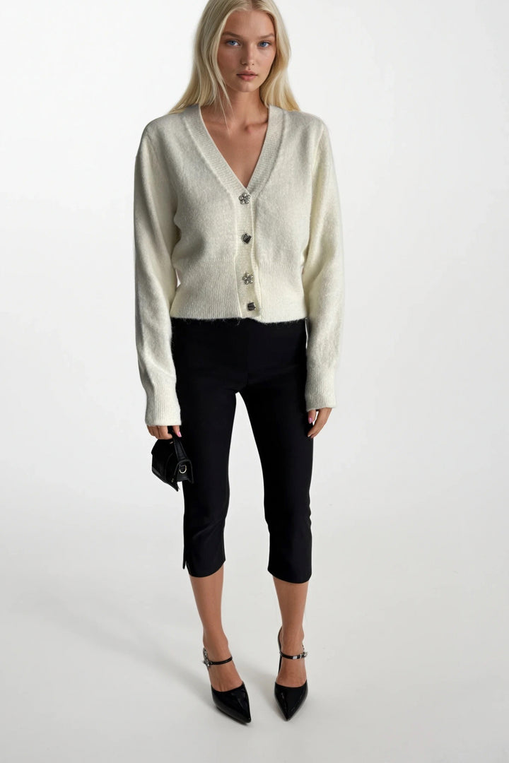 V Yaka Aksesuar Detay Triko Ekru Hırka