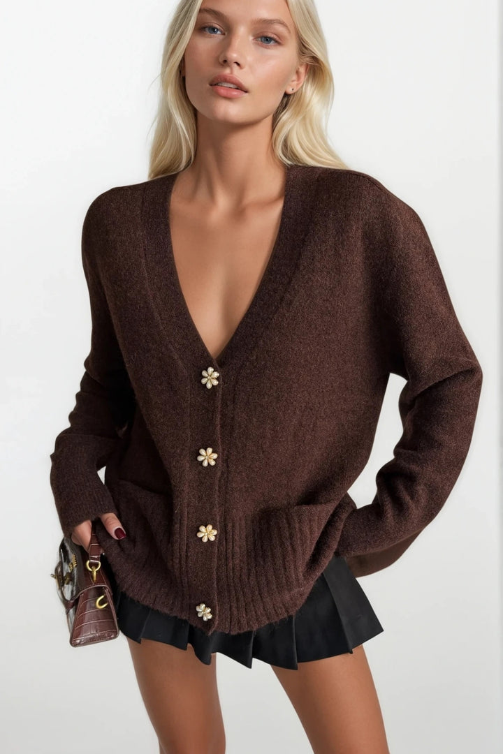 Aksesuar Detay V Yaka Kahverengi Triko Hırka