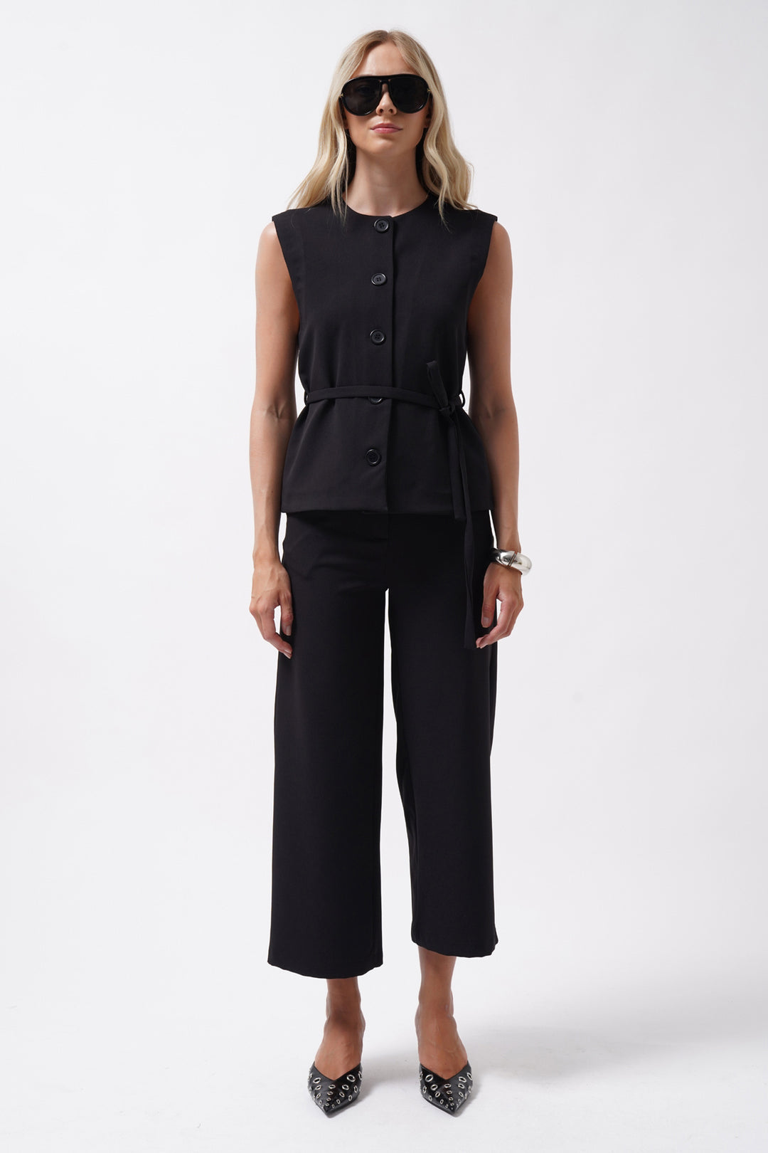 Kuşaklı Dokuma Siyah Yelek