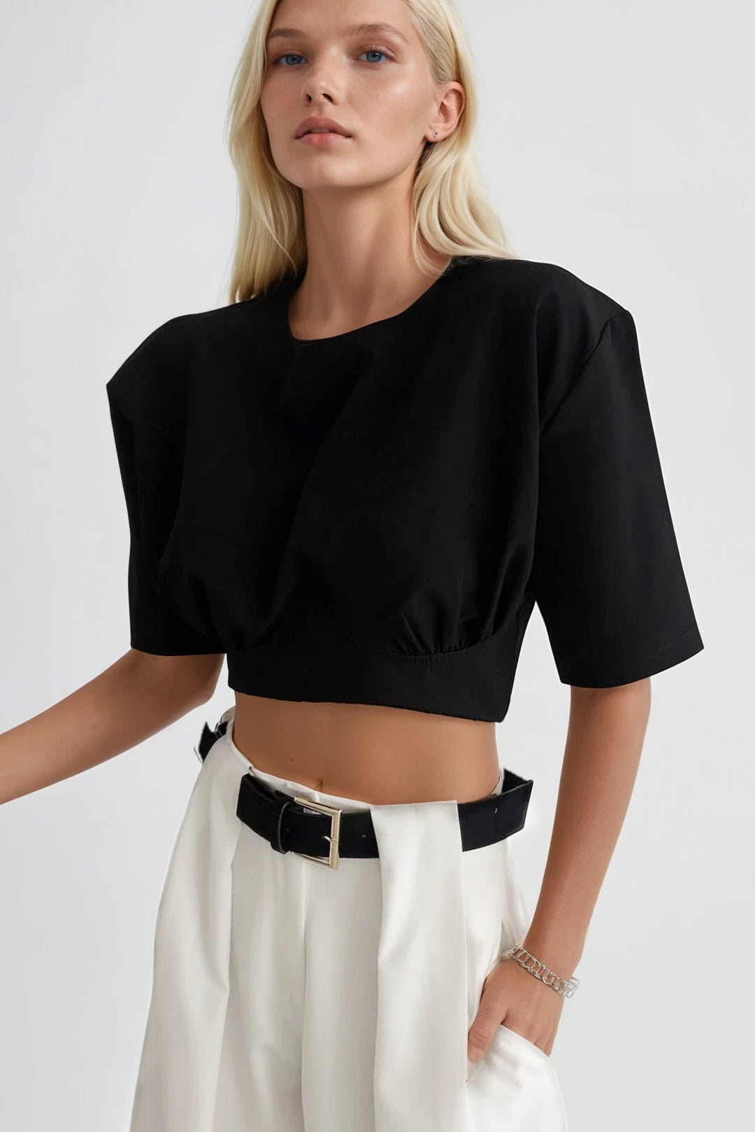 Bel Oturtmalı Crop Siyah T-Shirt