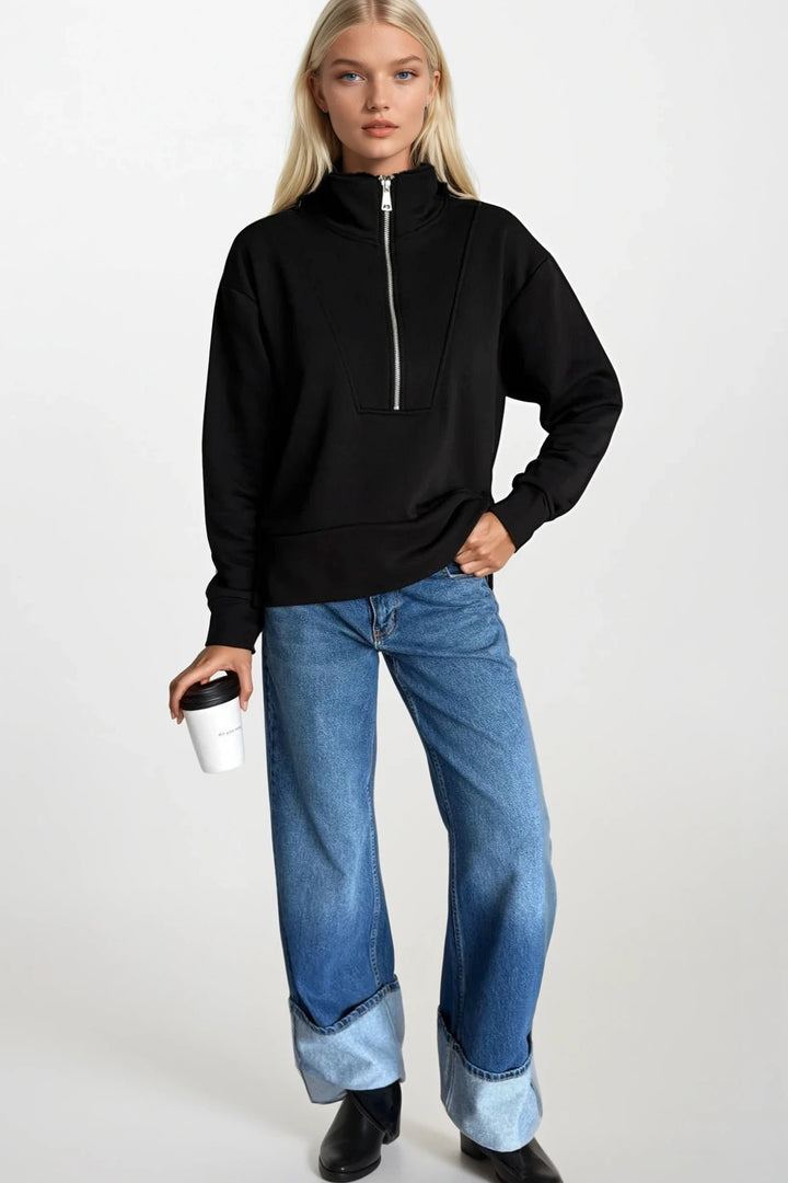 Fermuar ve Dikiş Detaylı Siyah Sweatshirt