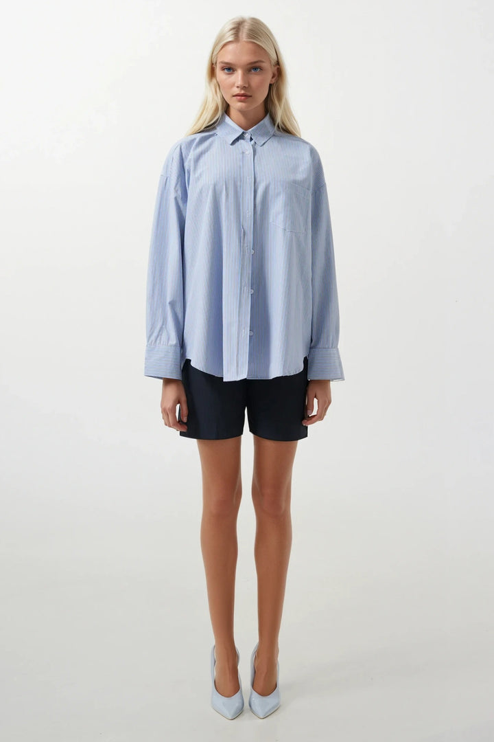 Çizgili Cep Detay Mavi Gömlek