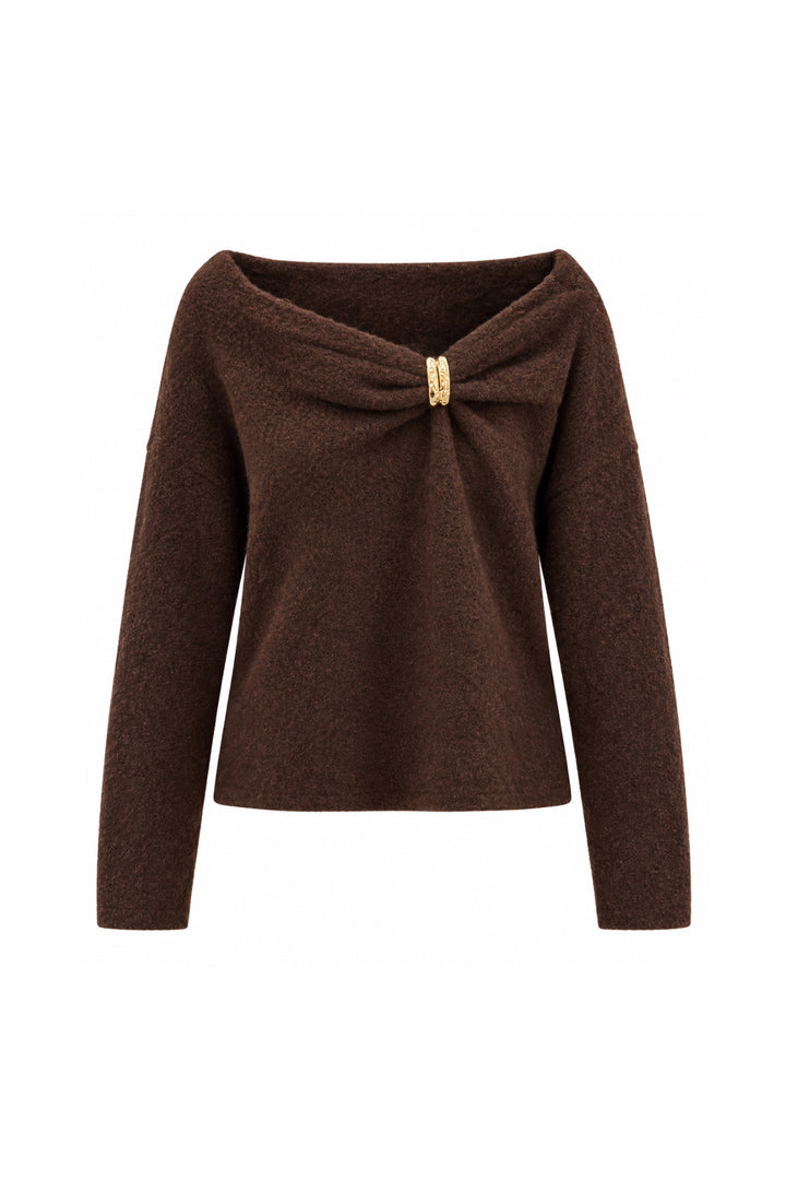 Kayık Yaka Aksesuar Detay Kahverengi Triko Kazak