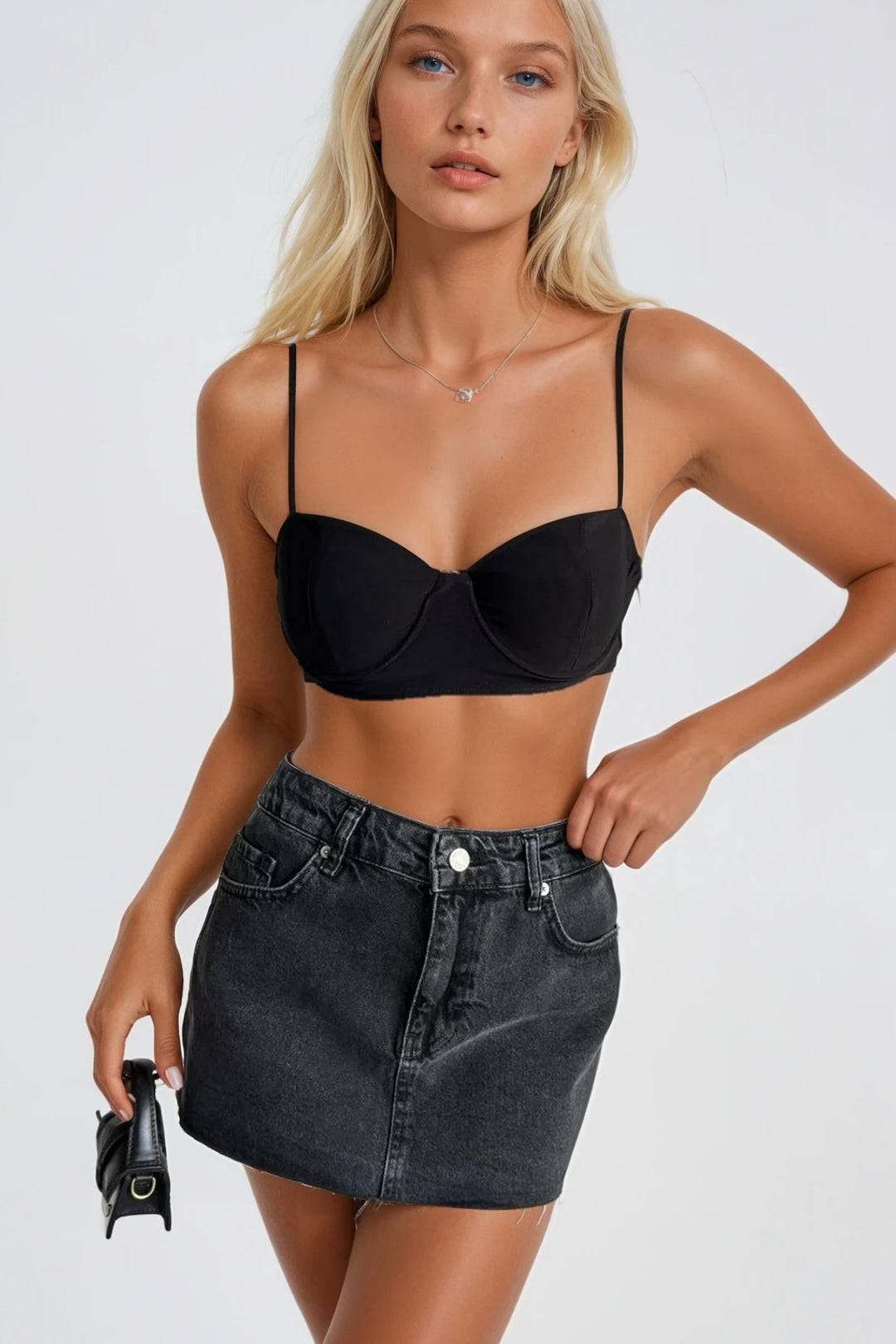 Lazer Kesim Denim Mini Siyah Etek