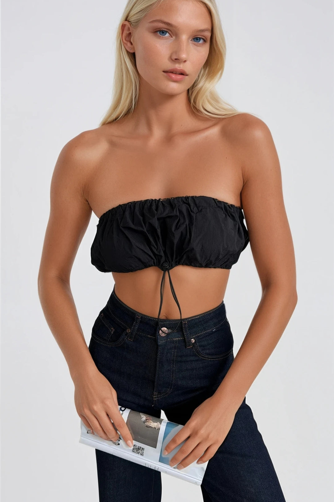 Lastik Detay Siyah Straplez Crop