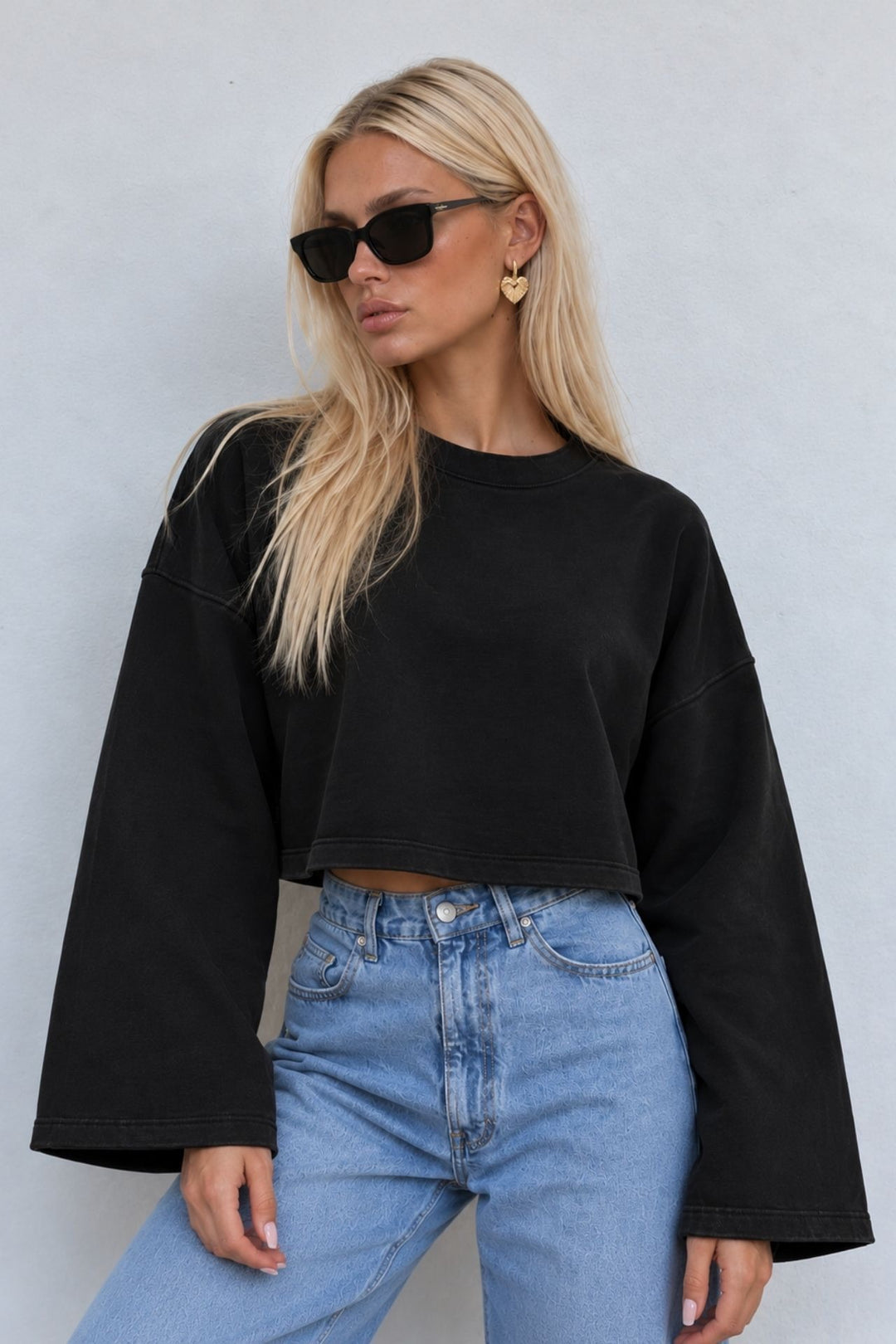 Geniş Kol Bisiklet Yaka Siyah Basic Sweatshirt