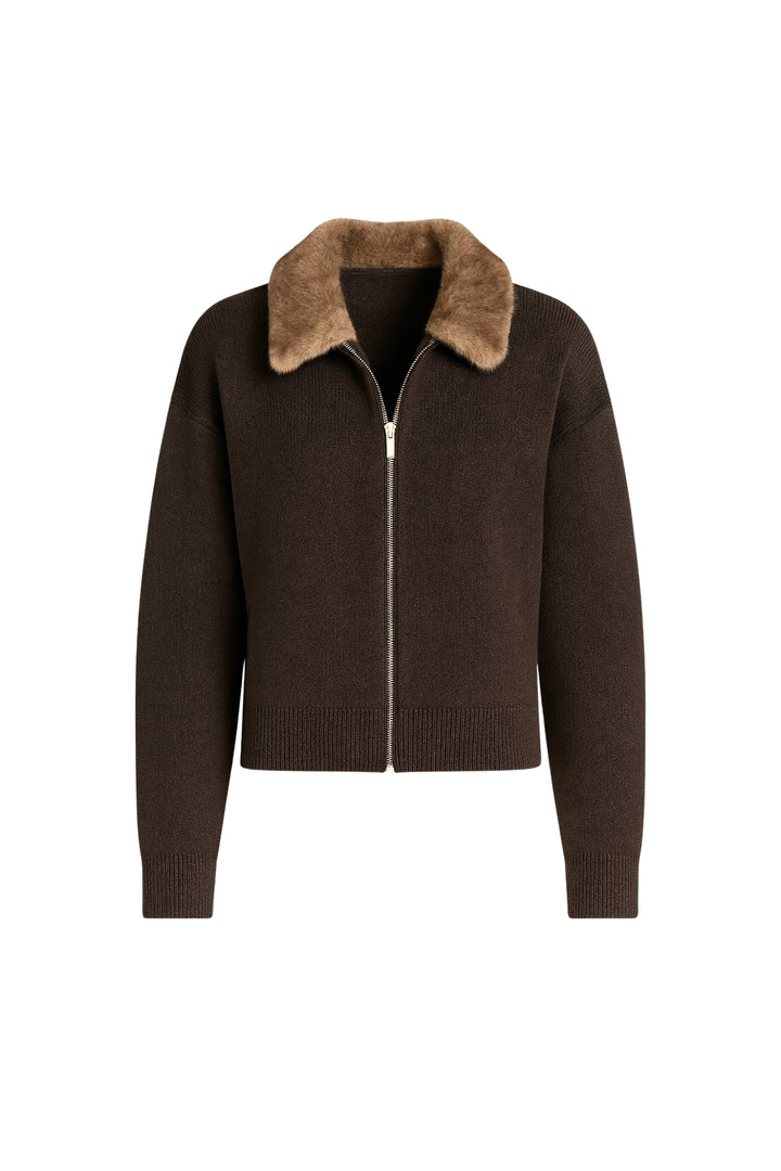 Yaka Kürk Detay Fermuarlı Kahverengi Triko Kazak