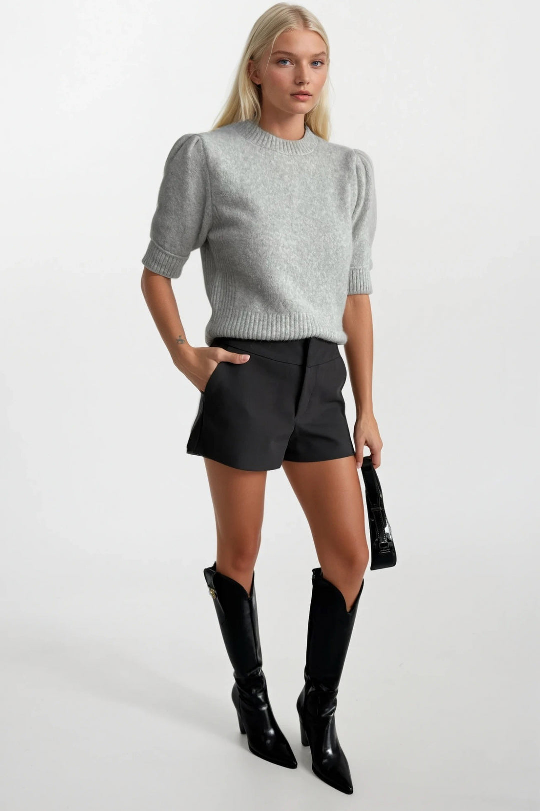 Bisiklet Yaka Gri Kısa Kol Bluz