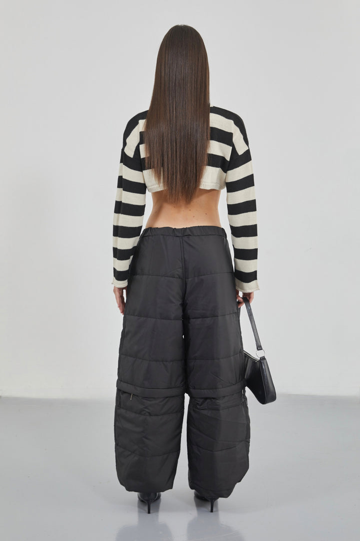 Fermuar Detay Kapitone Siyah Pantolon