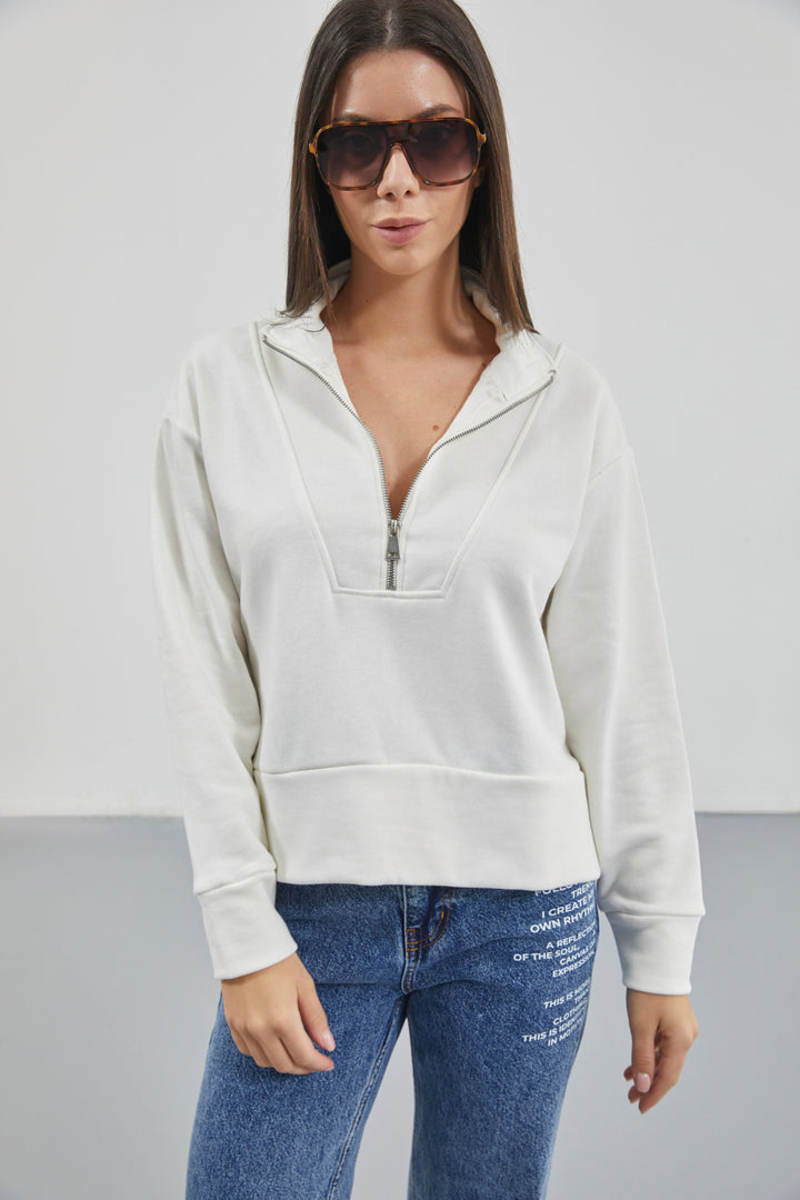 Zipper and Stitch Detailed Ecru Sweatshirt 