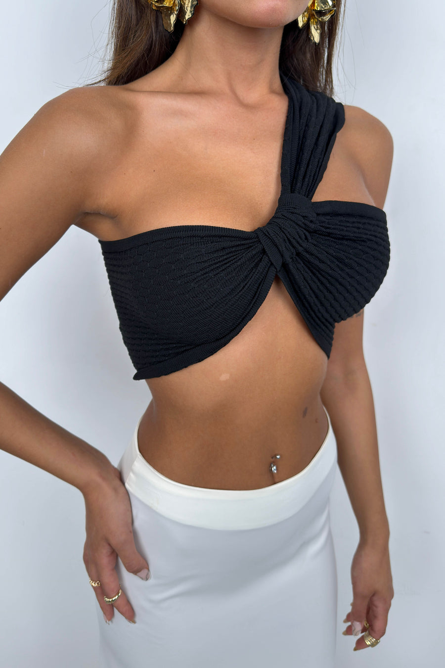 Asymmetrical Tied One Shoulder Black Crop 