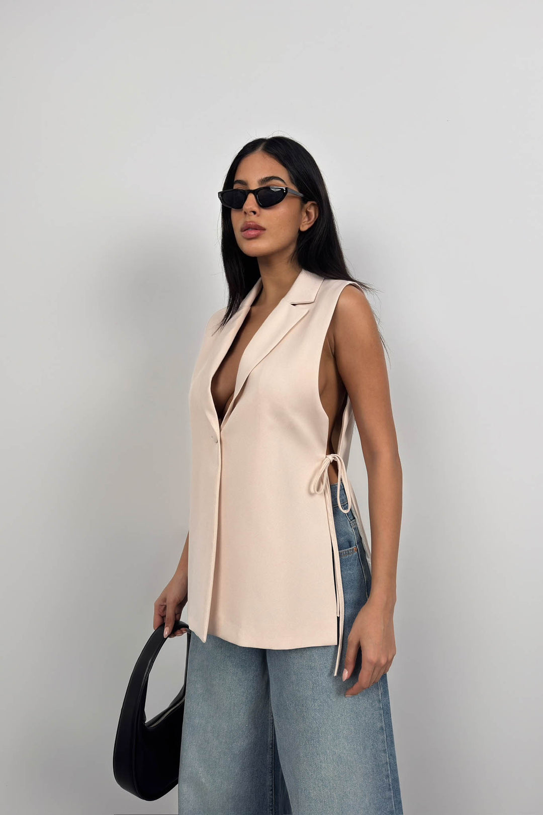 Bağcık Detay Bej Blazer Yelek