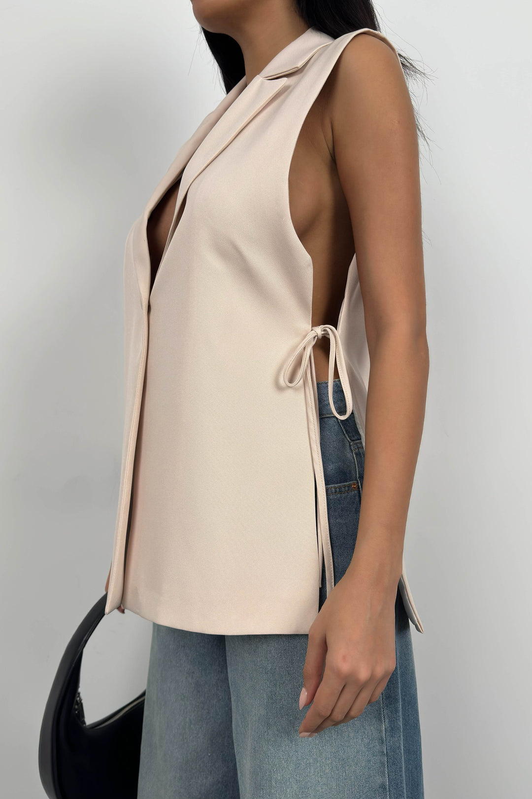 Bağcık Detay Bej Blazer Yelek