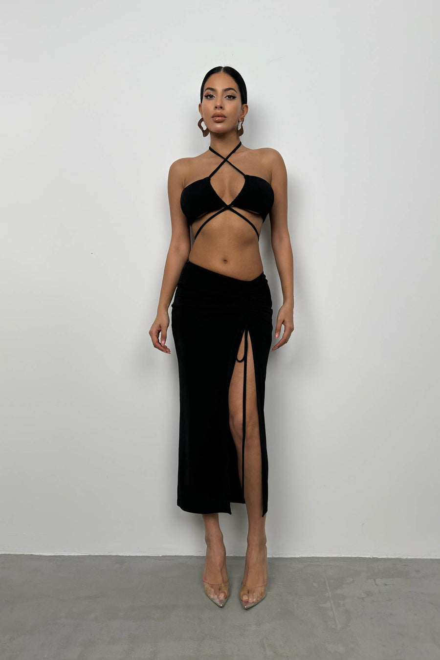 Lace-Up Crop Gathered Black Skirt Set 