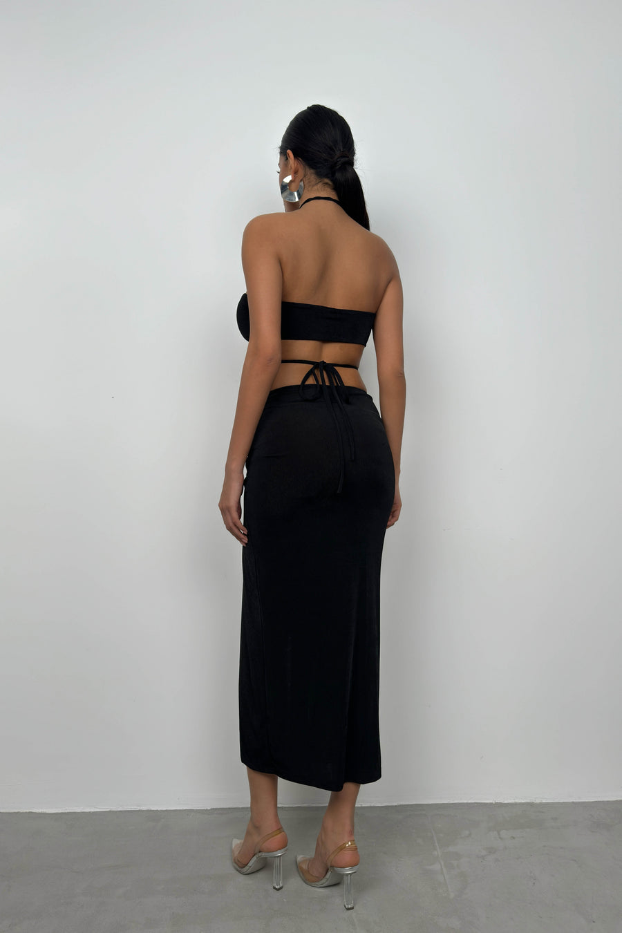 Lace-Up Crop Gathered Black Skirt Set 