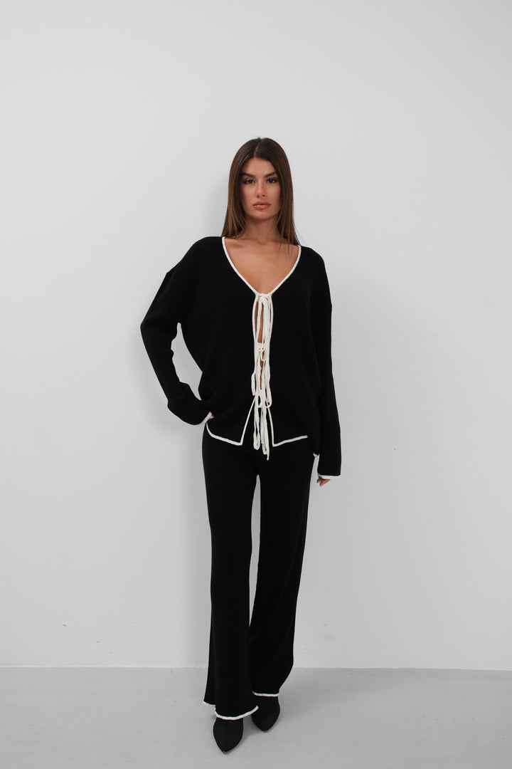 Bağcıklı ve Biye Detaylı Hırka Pantolon Triko Siyah Takım