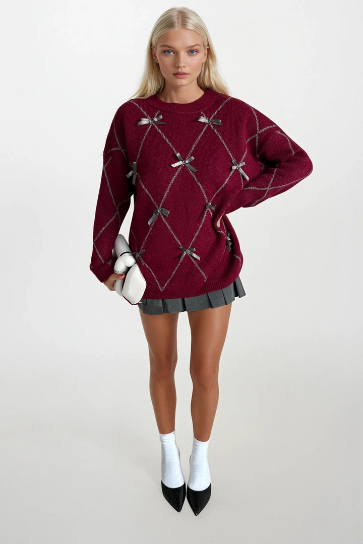 Baklava Desen Taş İşlemeli Fiyonklu Bordo Kazak