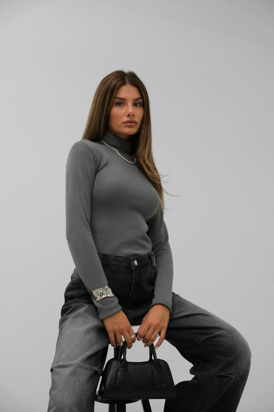 Turtleneck Gray Knit Blouse 