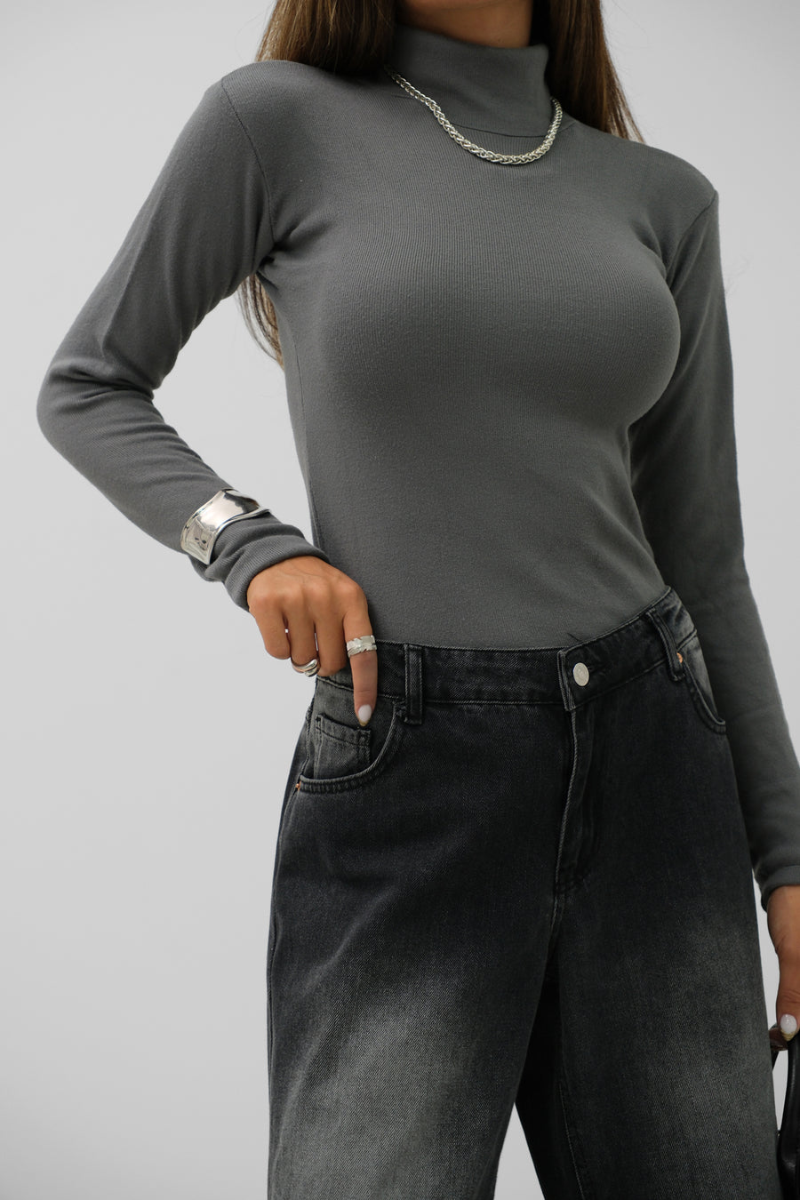 Turtleneck Gray Knit Blouse 