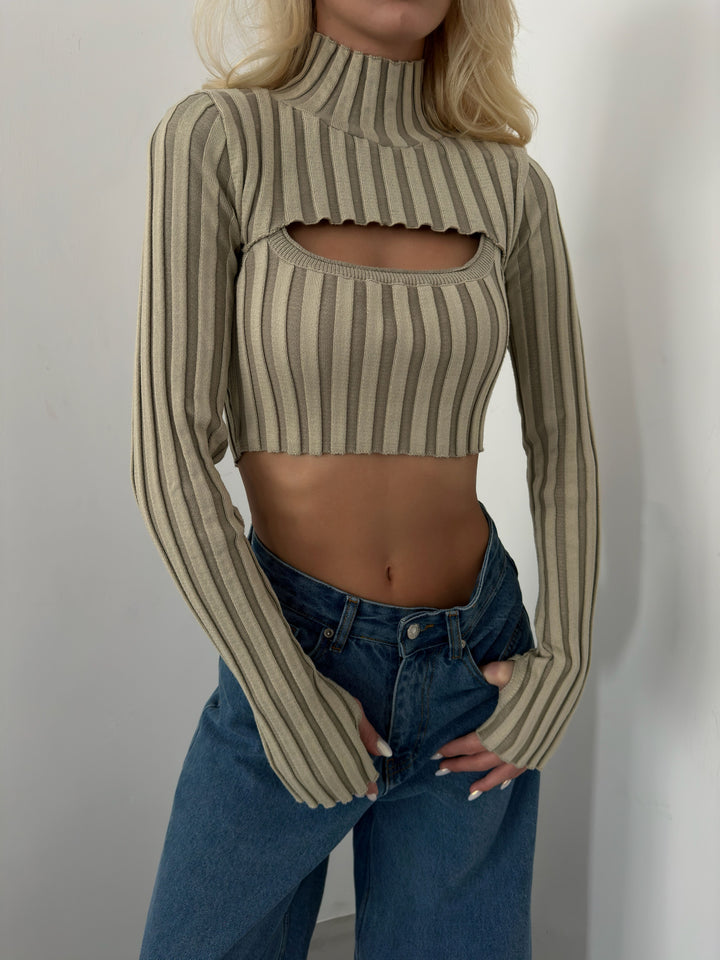 Balıkçı Yaka Bej Triko Crop