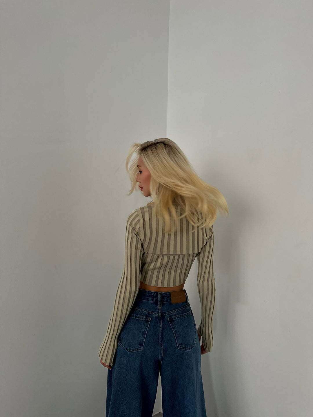 Balıkçı Yaka Bej Triko Crop