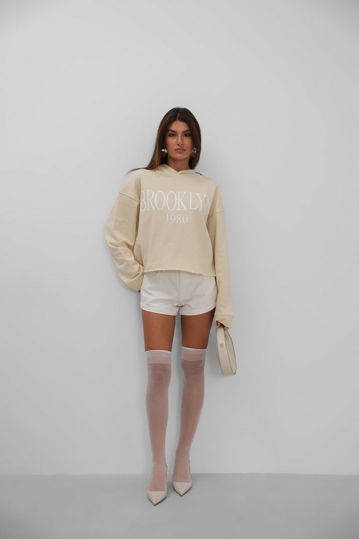 Baskılı Kapşonlü Bej Sweatshirt