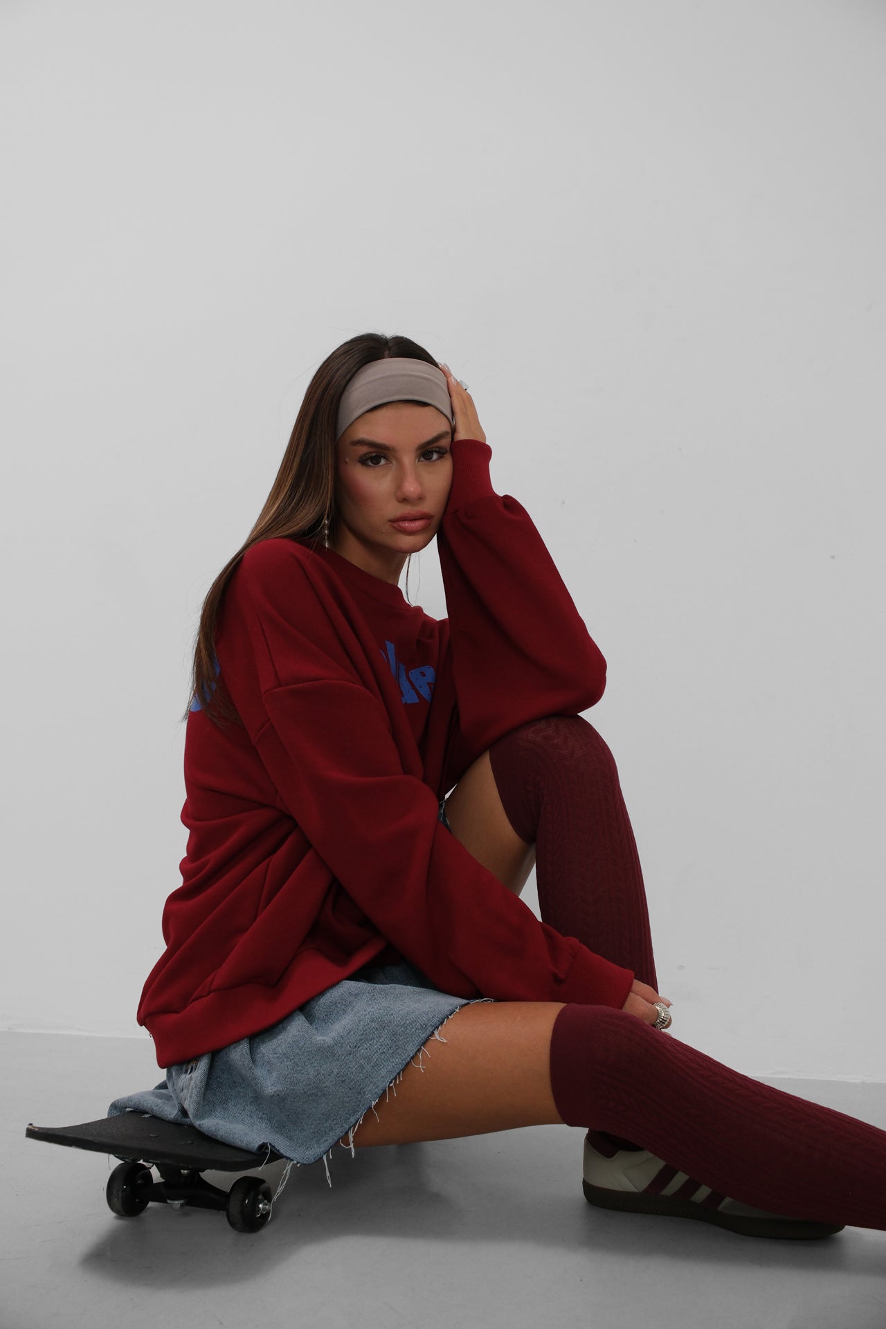 Baskılı Sıfır Yaka Oversize Bordo Sweatshirt