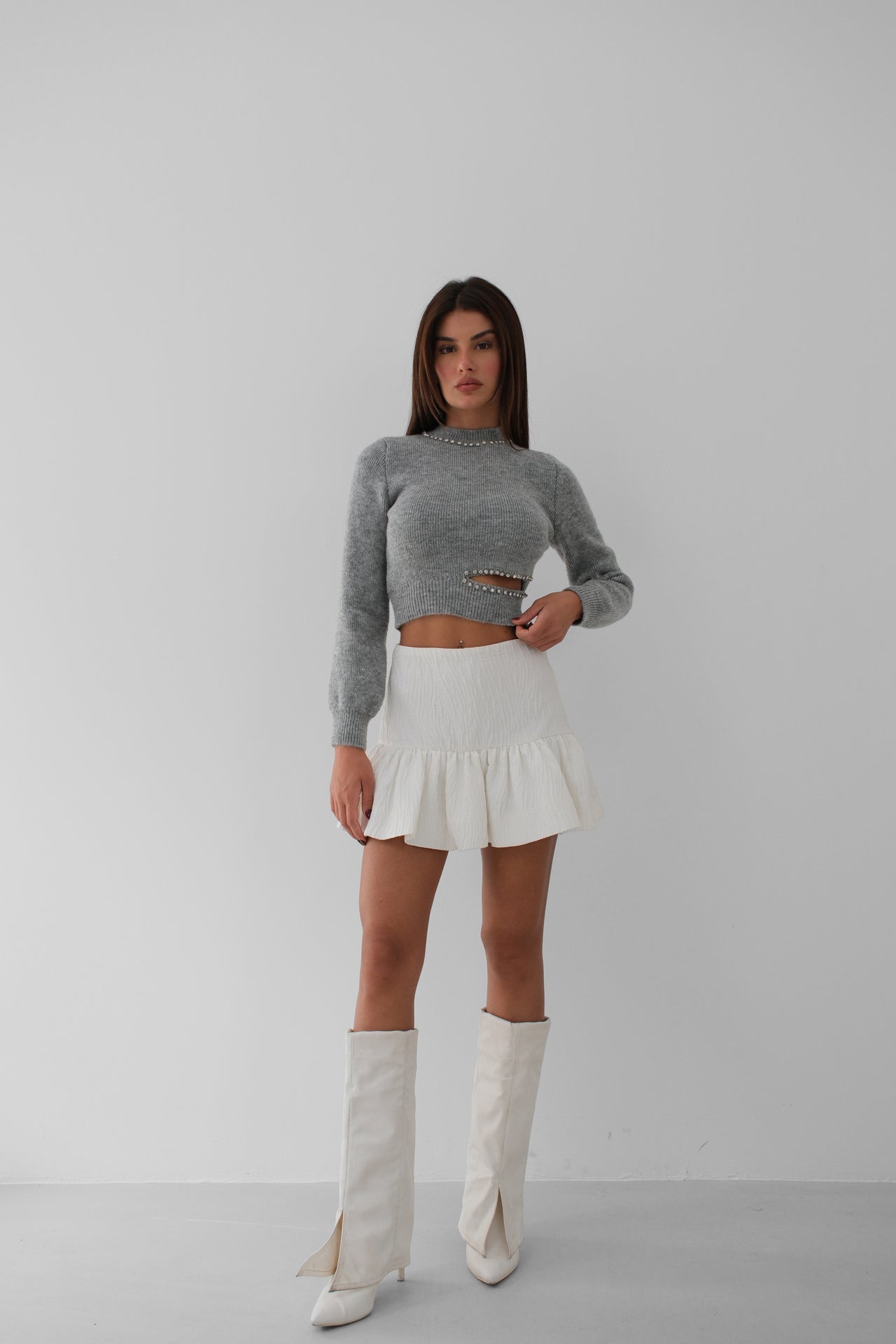 Low-Cut Stone Detailed Gray Knitwear Sweater 