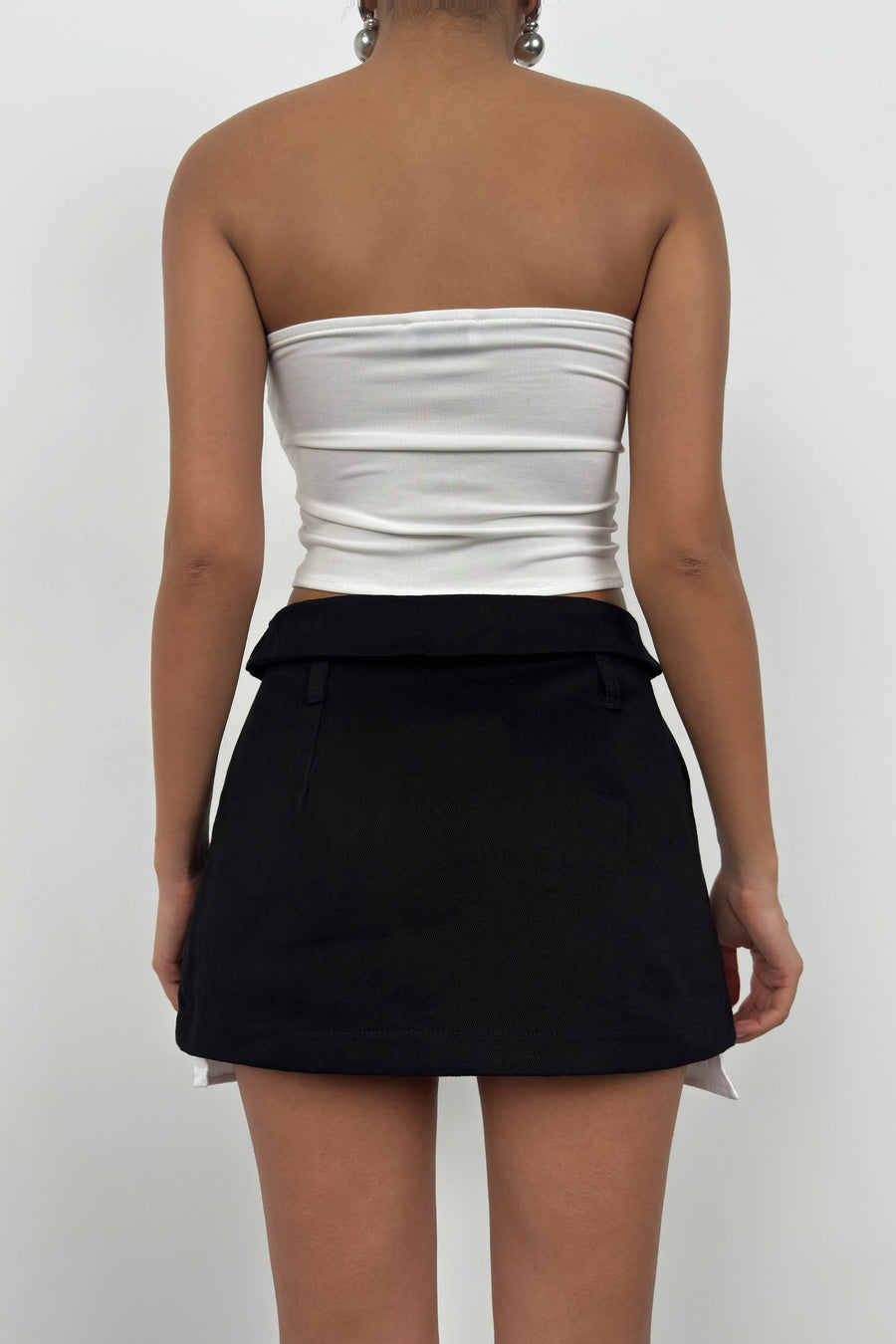 Pleated Black Mini Skirt with Waist Fold 