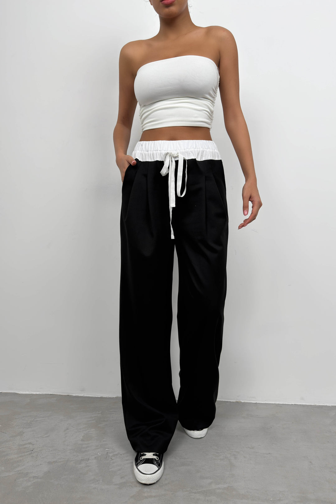 Elastic Waist Boxer Detail Black Trousers 