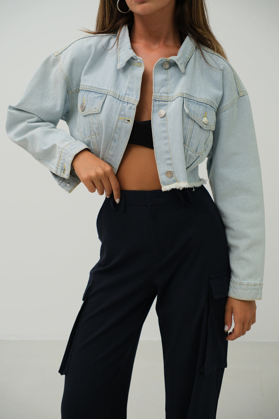 Light Blue Denim Jacket with Seamless Waistline 