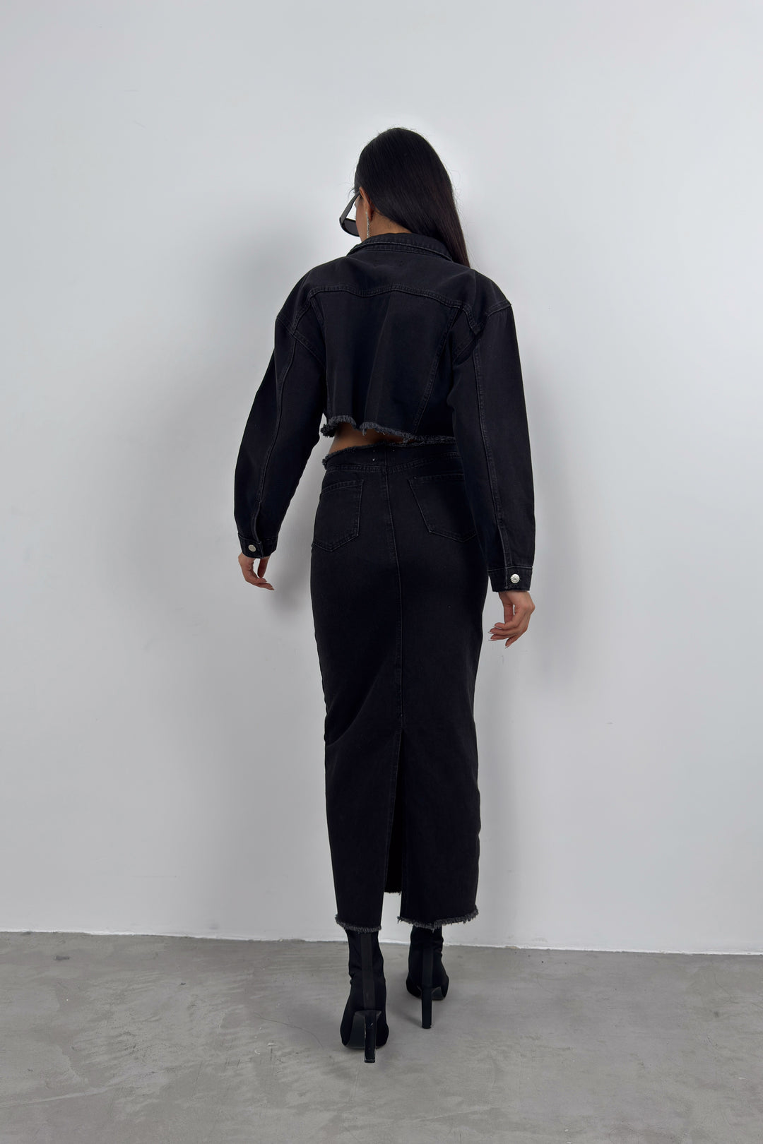 Bel ve Etek Ucu Dikişsiz Gri Kot Etek