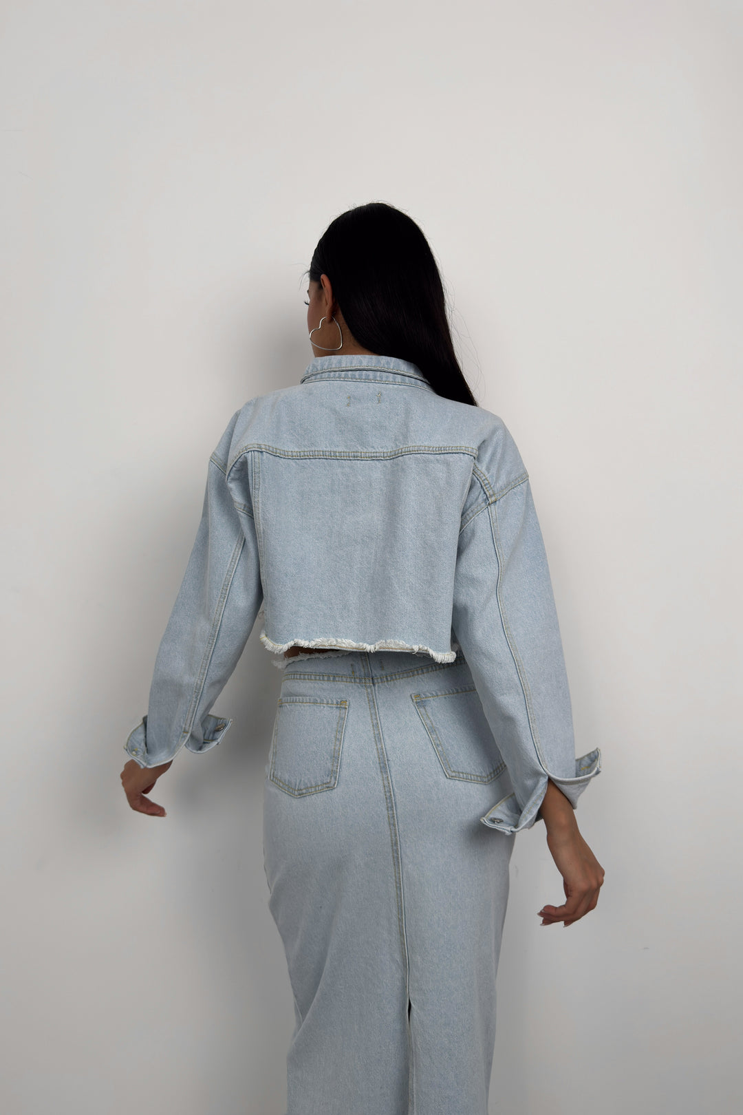 Bel ve Etek Ucu Dikişsiz Açık Mavi Kot Etek