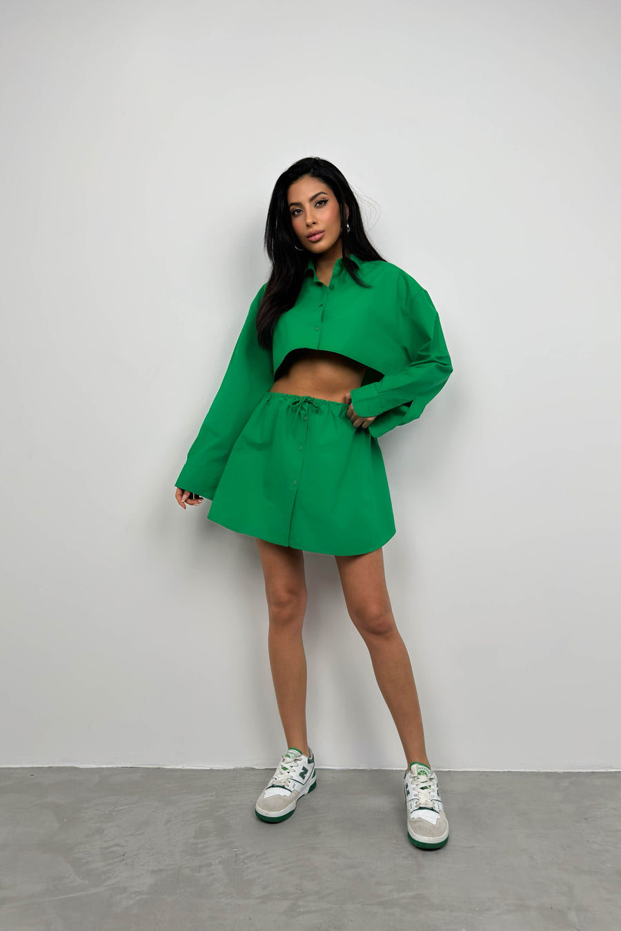 Green Mini Skirt with Elastic Waist and Buttons 