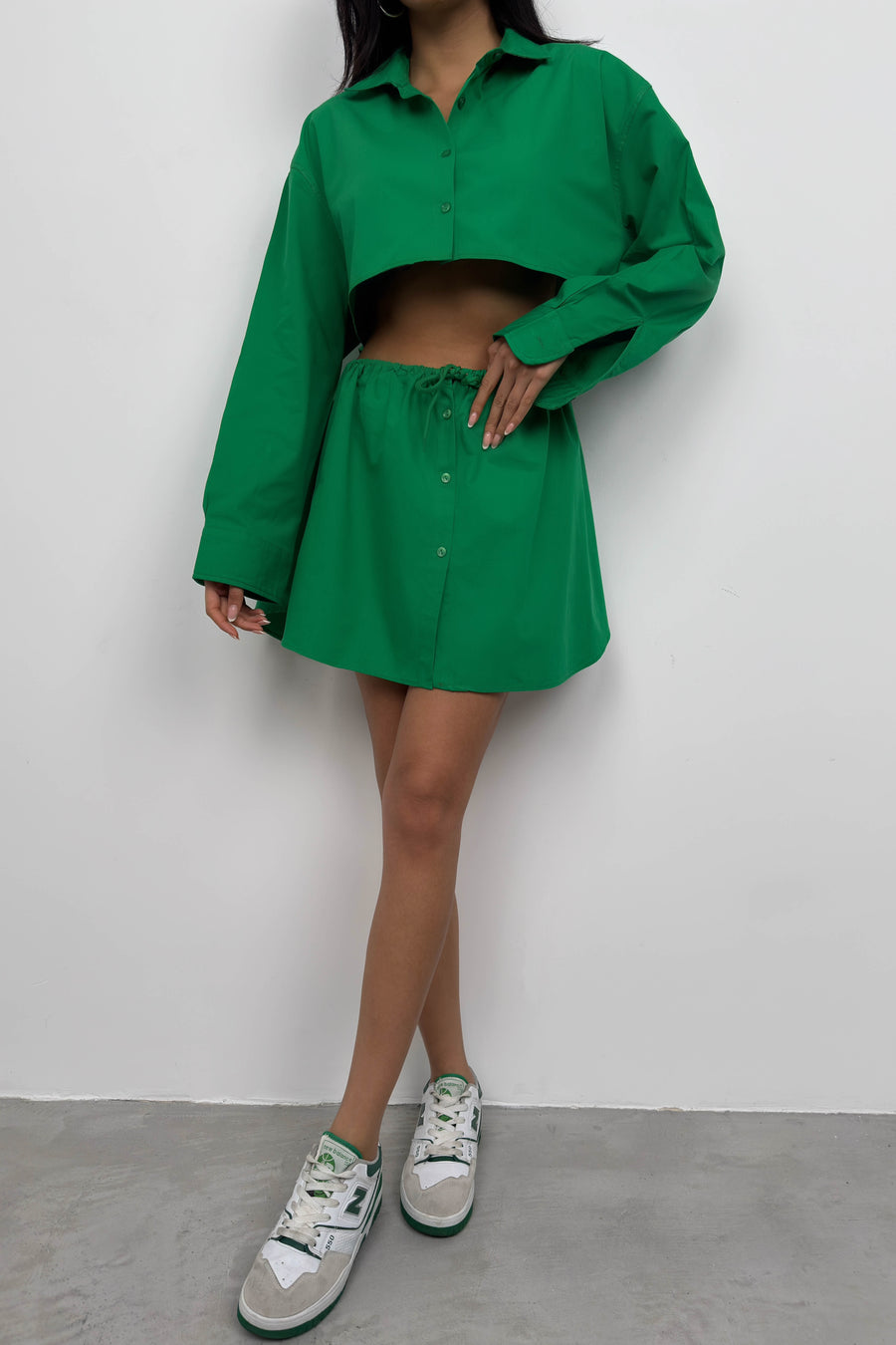 Green Mini Skirt with Elastic Waist and Buttons 