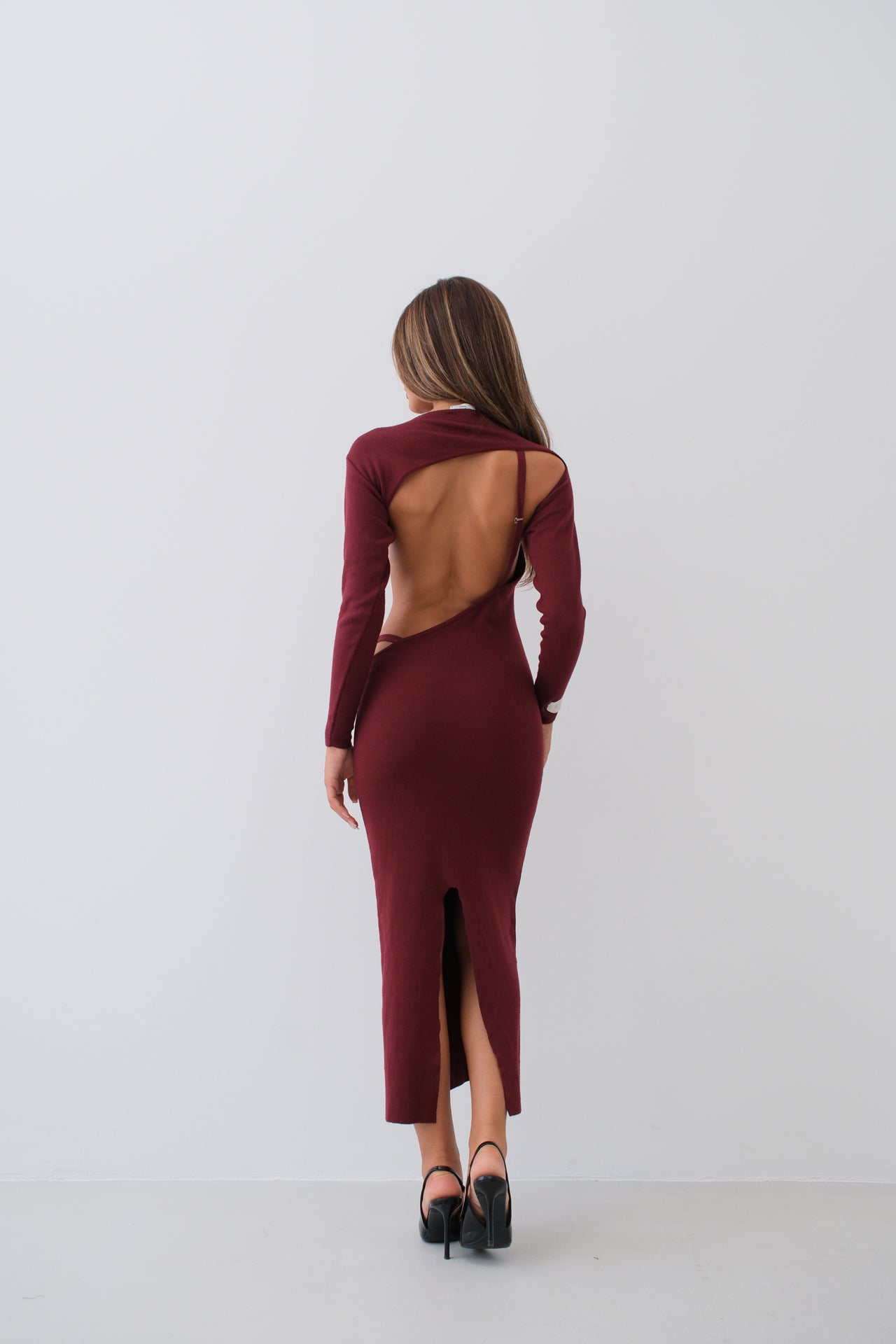 Crew Neck Backless Burgundy Dress 