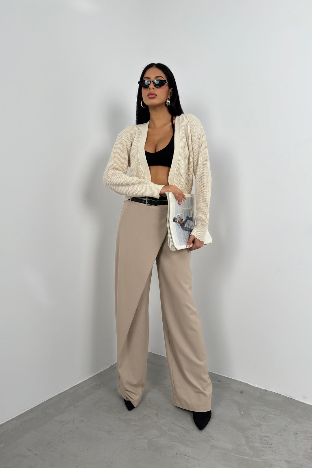 Biyeli Crop Bej Triko Hırka