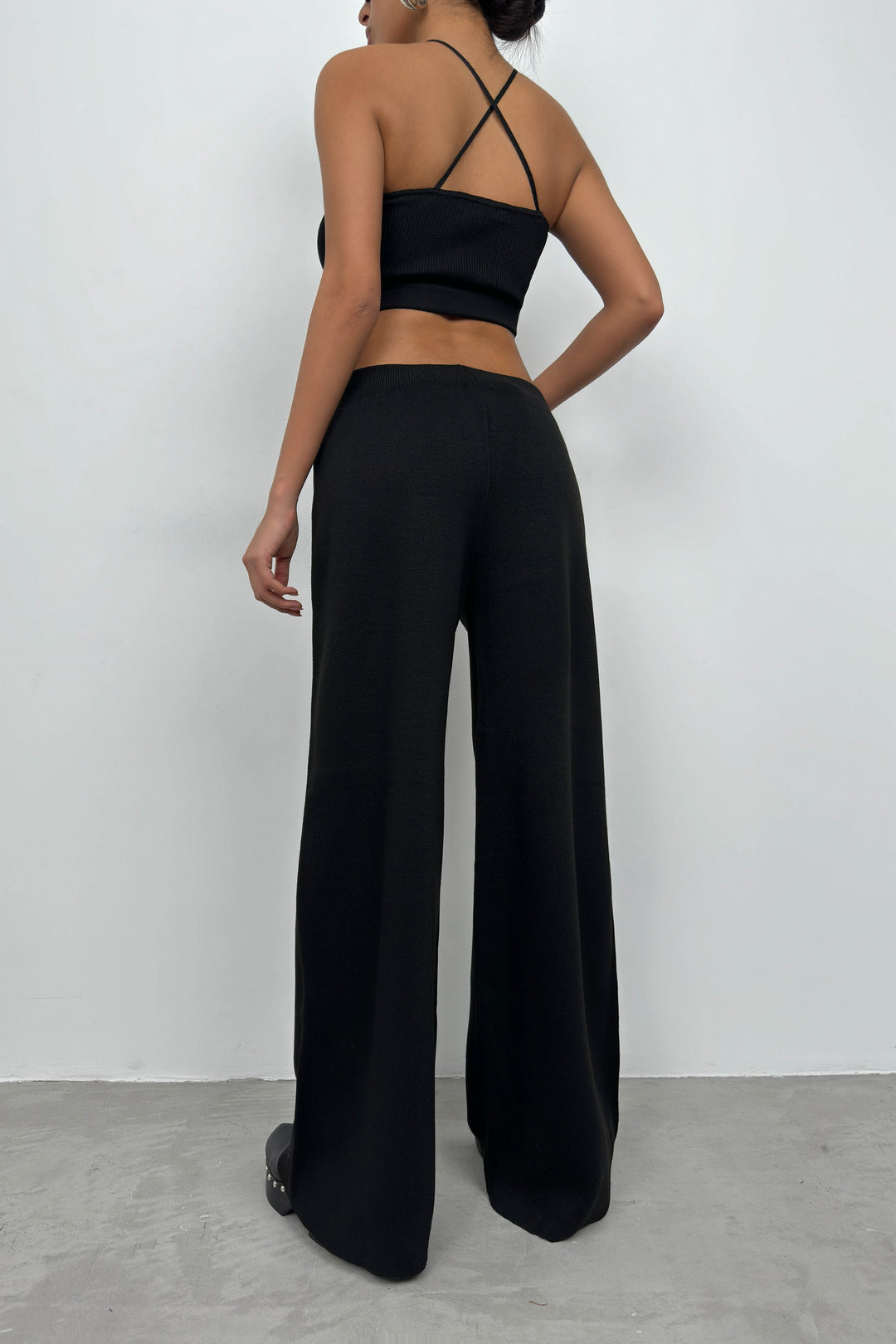 Bol Paça Siyah Triko Eşofman Altı