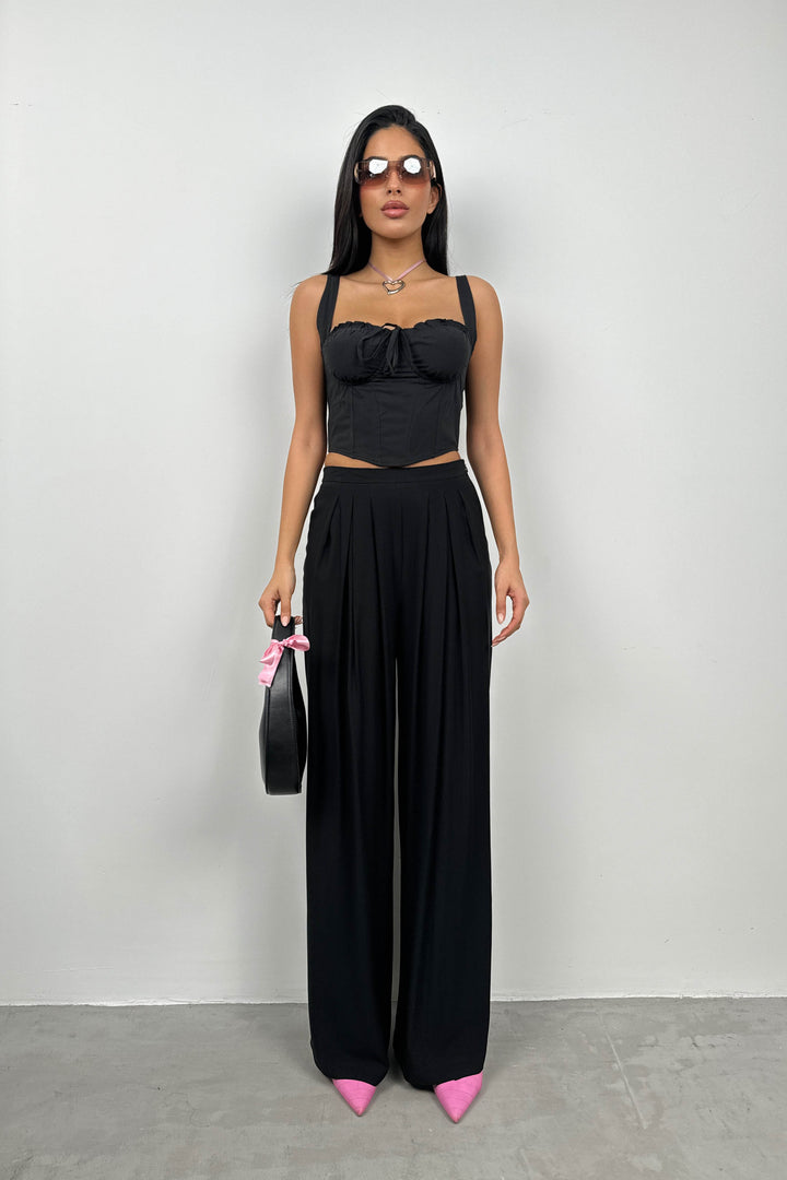 Büzgü Detay Balenli Siyah Korse