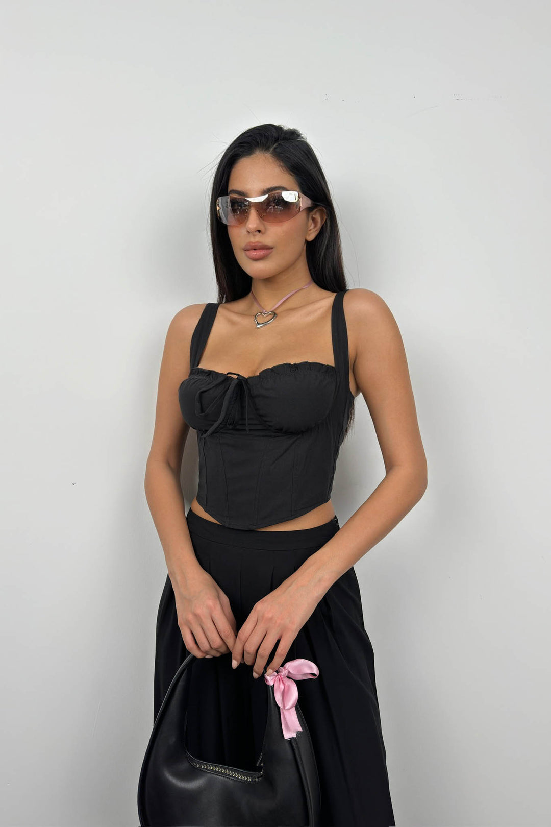 Büzgü Detay Balenli Siyah Korse