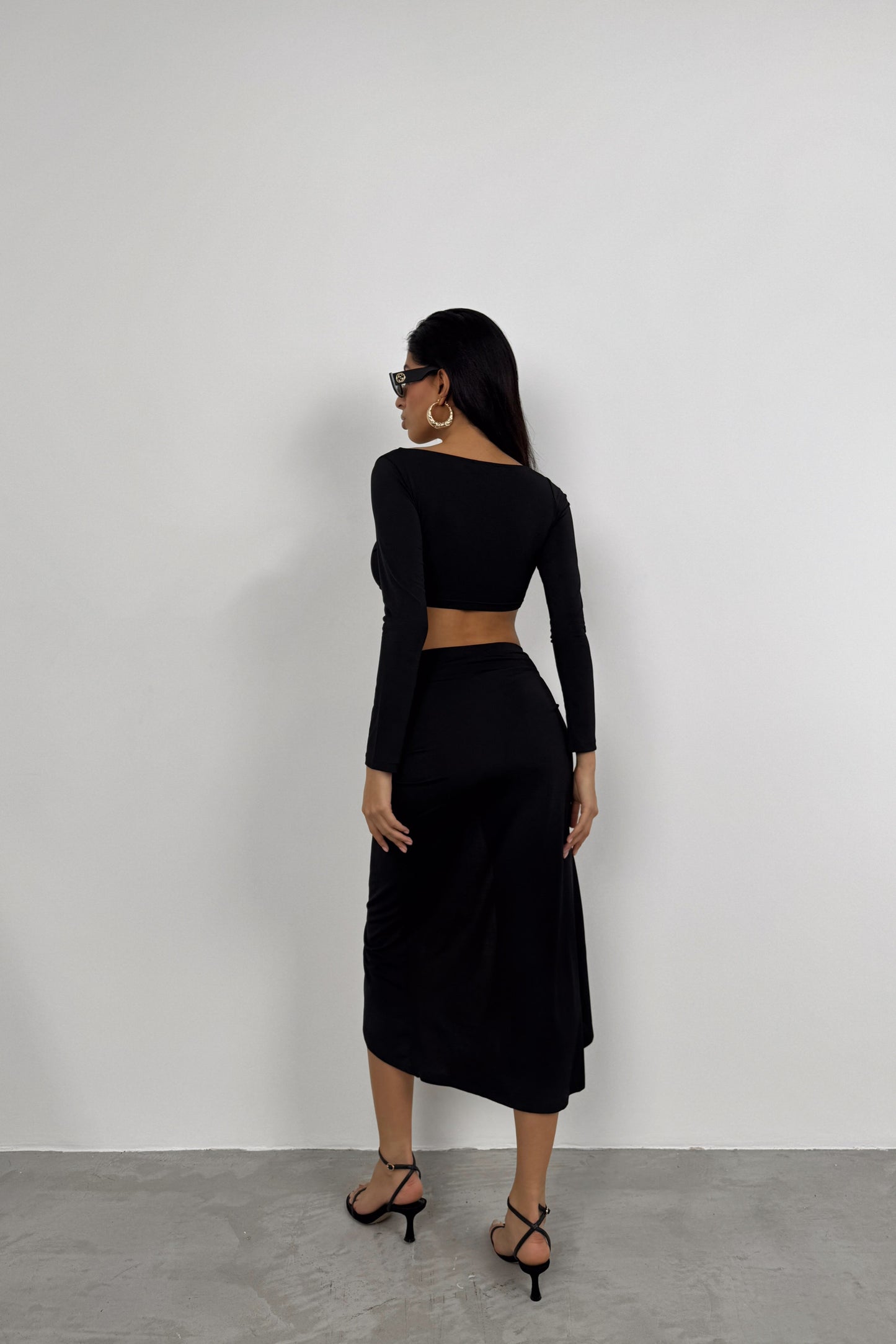 Gathered Detail Black Slit Skirt 