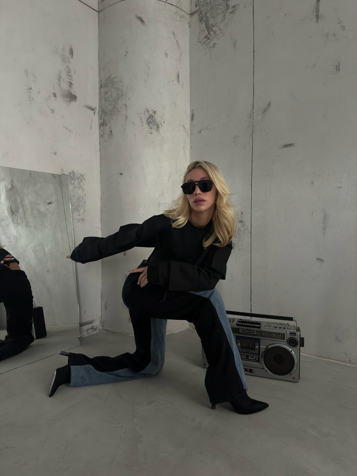 Cep Detay Siyah Crop Sweat