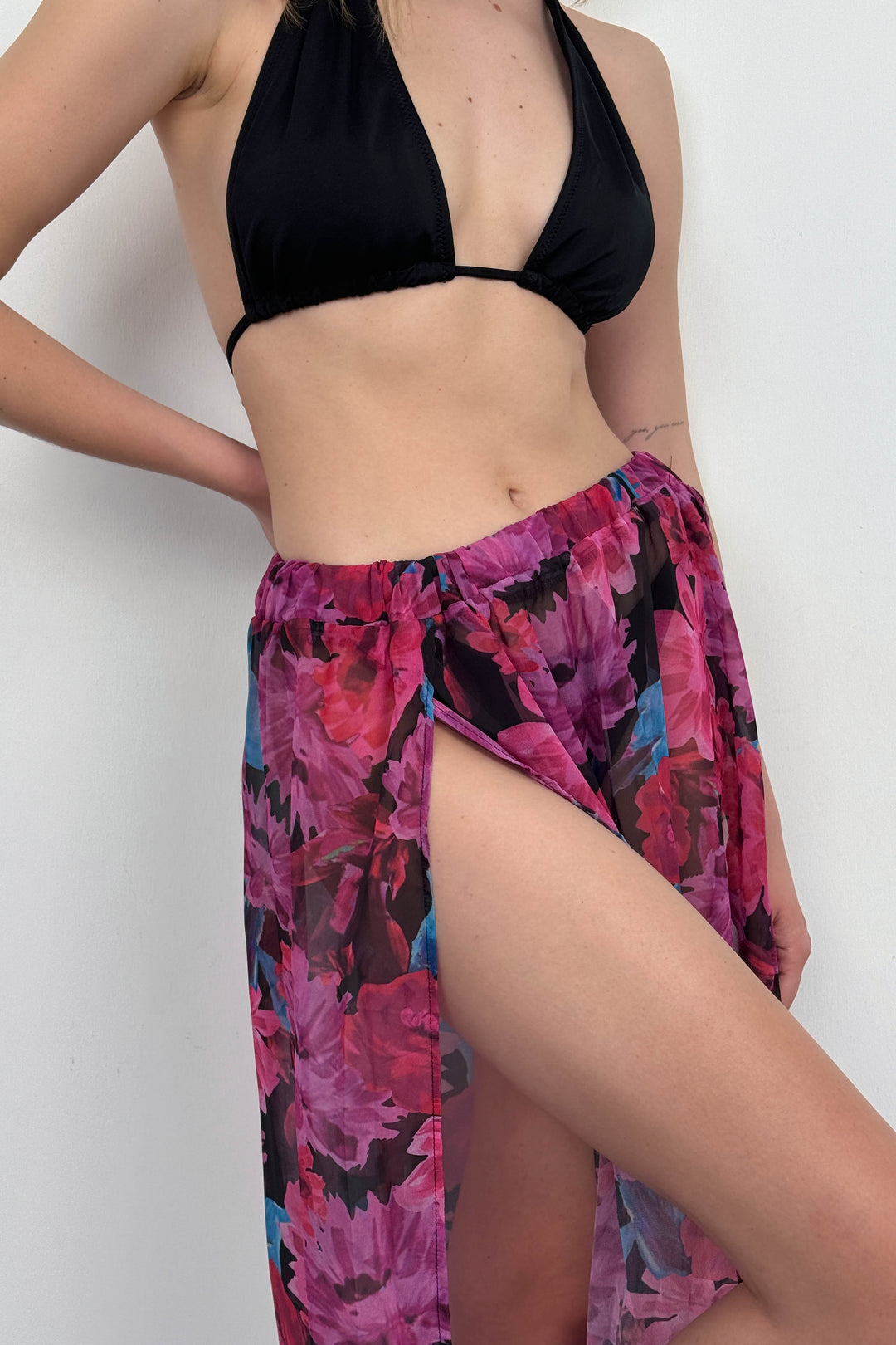 Çift Yırtmaçlı Desenli Fuşya Pareo